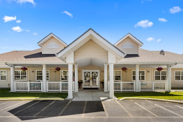 Pomerelle-Place-001-Main Exterior