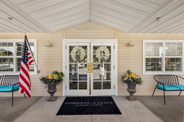 Pomerelle-Place-004-Exterior