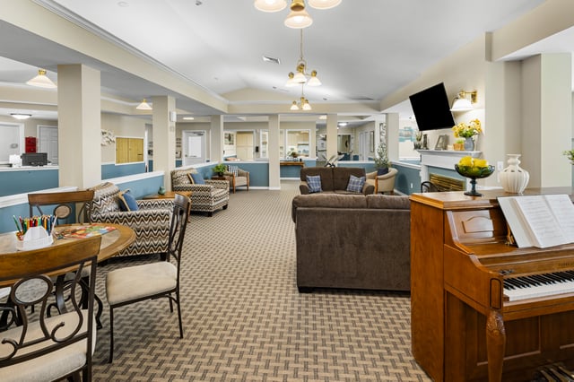 Pomerelle-Place-011-Interior Common Area