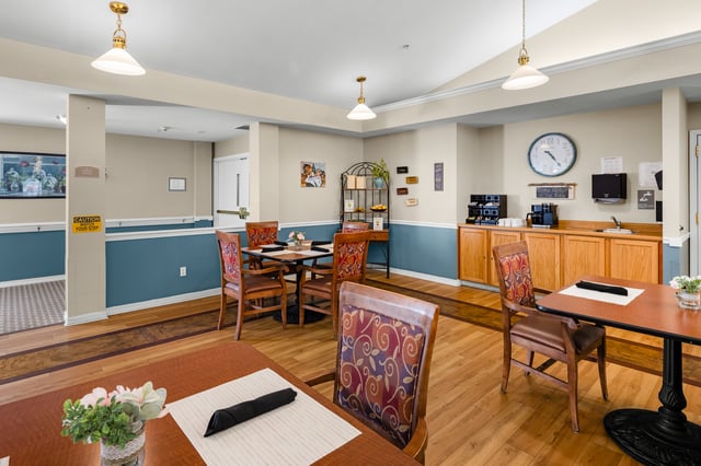 Pomerelle-Place-017-Dining