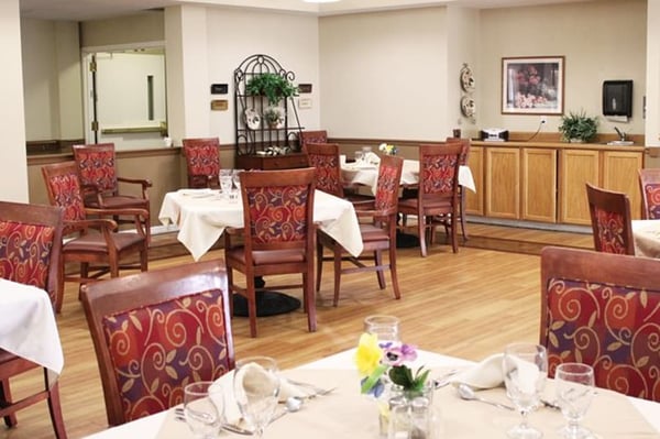 pomerelle_place_burley_dining_room